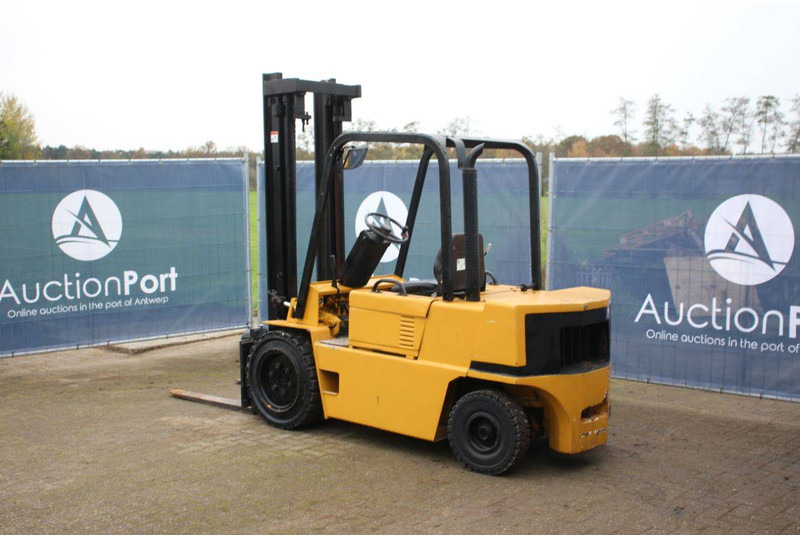 Caterpillar - Carretilla elevadora diésel: foto 3 Caterpillar - Carretilla elevadora diésel: foto 3