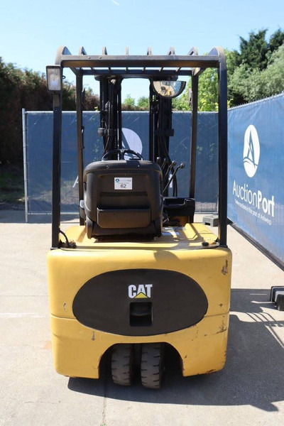 Caterpillar EP16KT - Carretilla elevadora eléctrica: foto 4 Caterpillar EP16KT - Carretilla elevadora eléctrica: foto 4