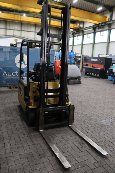 Carretilla elevadora eléctrica Caterpillar EP18NT-48E: foto 7