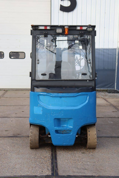 Doosan B25X-7 - Carretilla elevadora eléctrica: foto 5 Doosan B25X-7 - Carretilla elevadora eléctrica: foto 5