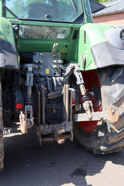Tractor Fendt 718: foto 15