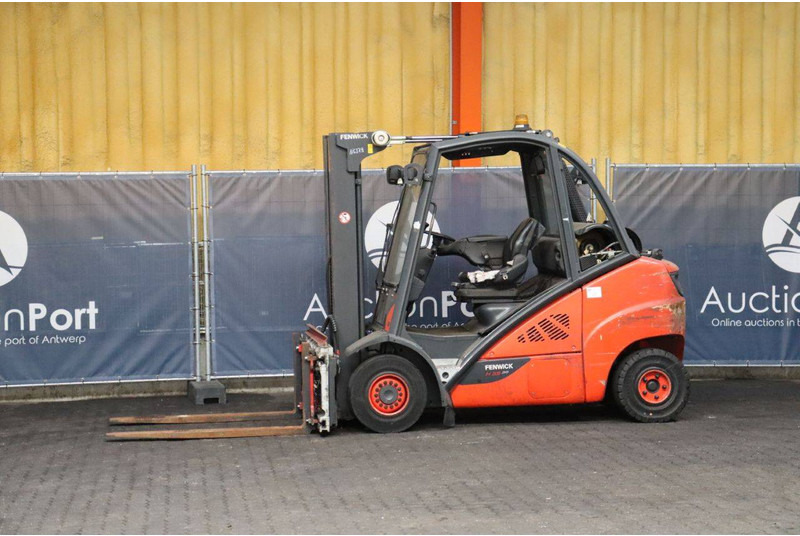 Fenwick H35T-02 - Carretilla elevadora de gas: foto 1 Fenwick H35T-02 - Carretilla elevadora de gas: foto 1