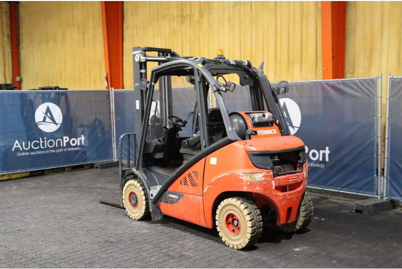 Fenwick-Linde H25T-02 - Carretilla elevadora de gas: foto 4 Fenwick-Linde H25T-02 - Carretilla elevadora de gas: foto 4