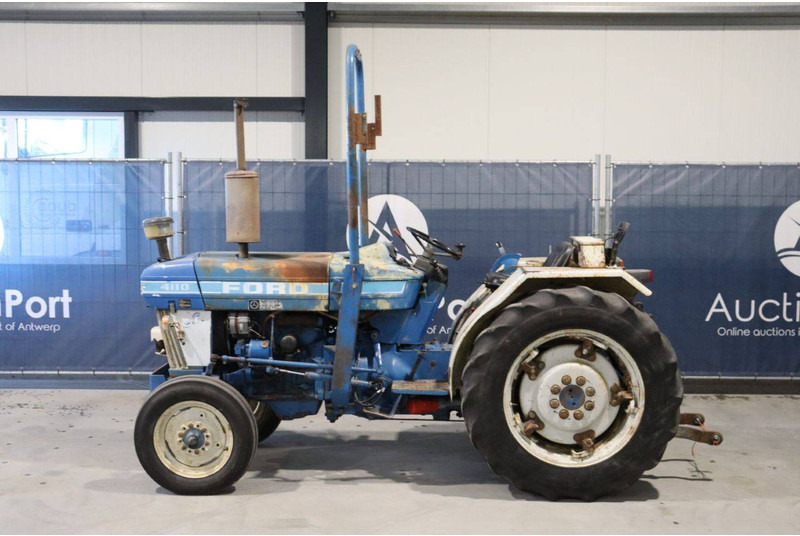 Ford 4110 - Tractor: foto 2 Ford 4110 - Tractor: foto 2
