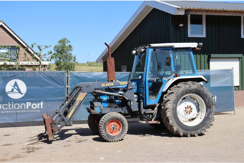 Ford 5610 - Tractor: foto 1 Ford 5610 - Tractor: foto 1