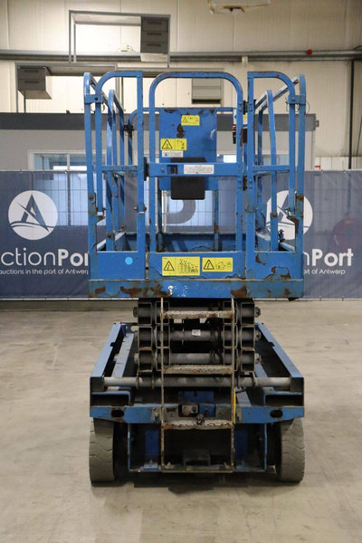 Plataforma de tijeras Genie GS-2646: foto 8 Plataforma de tijeras Genie GS-2646: foto 8