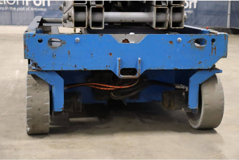 Plataforma de tijeras Genie GS-2646: foto 18 Plataforma de tijeras Genie GS-2646: foto 18