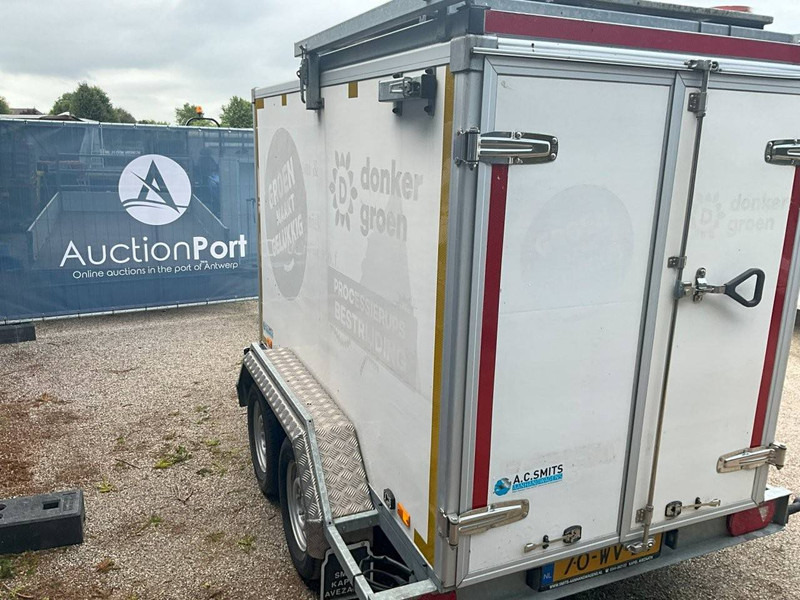 HOKA TA02 - Remolque caja cerrada: foto 5 HOKA TA02 - Remolque caja cerrada: foto 5