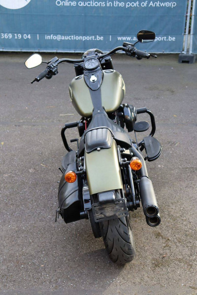 Harley-Davidson Slim S - Motocicleta: foto 5 Harley-Davidson Slim S - Motocicleta: foto 5