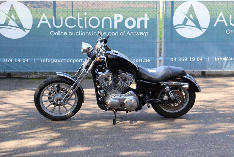 Harley-Davidson Sportster 883 Springer - Motocicleta: foto 1 Harley-Davidson Sportster 883 Springer - Motocicleta: foto 1