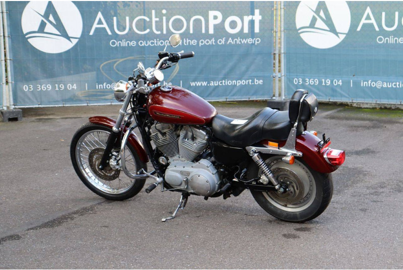 Harley-Davidson Sportster XL883 - Motocicleta: foto 3 Harley-Davidson Sportster XL883 - Motocicleta: foto 3