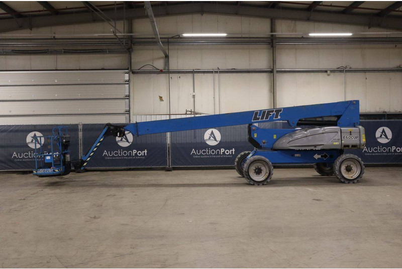 JLG E600JP - Plataforma telescopica: foto 2 JLG E600JP - Plataforma telescopica: foto 2