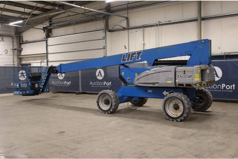 JLG E600JP - Plataforma telescopica: foto 4 JLG E600JP - Plataforma telescopica: foto 4