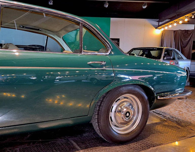 Jaguar XJ (series II) 4.2 Automatic - Berlina: foto 3 Jaguar XJ (series II) 4.2 Automatic - Berlina: foto 3
