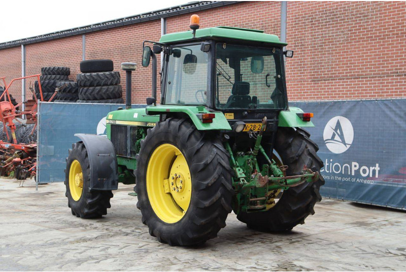 John Deere 3650 - Tractor: foto 4 John Deere 3650 - Tractor: foto 4