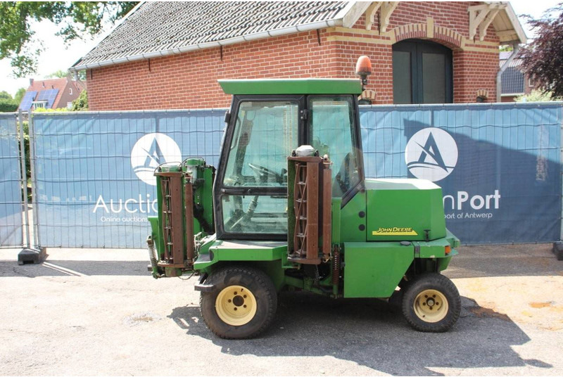 John Deere - Cortacésped: foto 2 John Deere - Cortacésped: foto 2