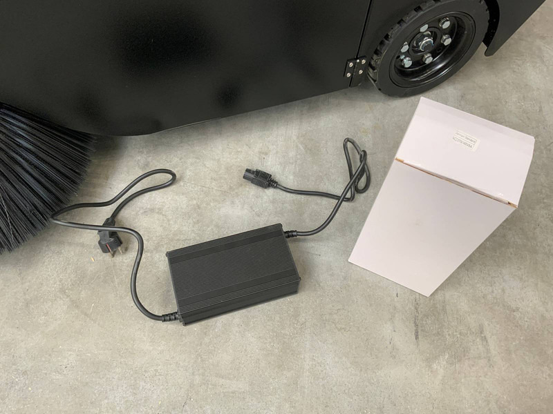 Barredora vial nuevo Kremer KRYZS4 Zit: foto 11 Barredora vial nuevo Kremer KRYZS4 Zit: foto 11