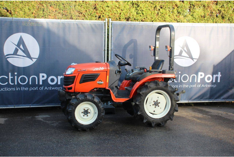 Kubota JB16 - Tractor: foto 1 Kubota JB16 - Tractor: foto 1
