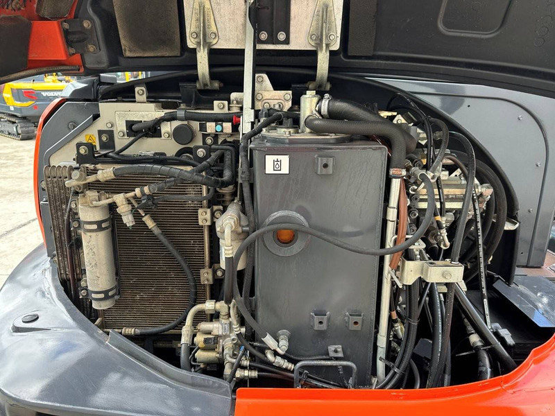 Excavadora de cadenas Kubota KX165-5: foto 15