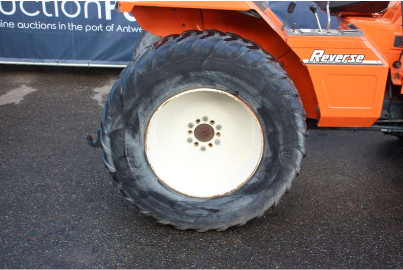 Tractor Kubota Sunshine L1-R26 Reverser: foto 14
