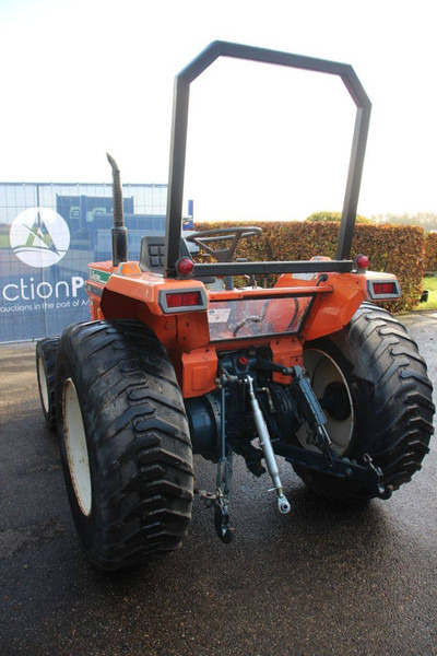 Tractor Kubota Sunshine L1-R26 Reverser: foto 6