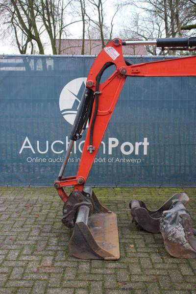 Excavadora de cadenas Kubota U27-4: foto 10