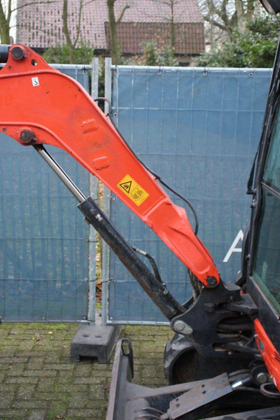 Excavadora de cadenas Kubota U27-4: foto 12