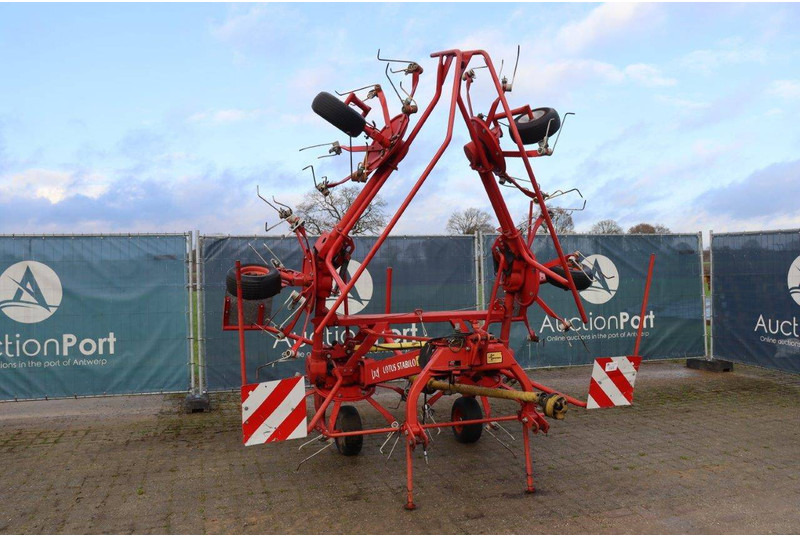 Lely 4.1033.0003.1 - Henificadora: foto 1 Lely 4.1033.0003.1 - Henificadora: foto 1
