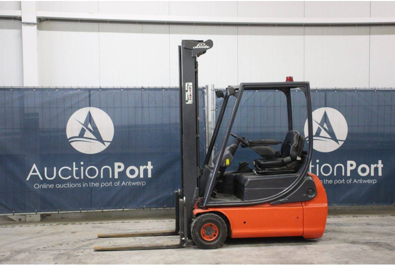 Linde E16C-02 - Carretilla elevadora eléctrica: foto 1 Linde E16C-02 - Carretilla elevadora eléctrica: foto 1