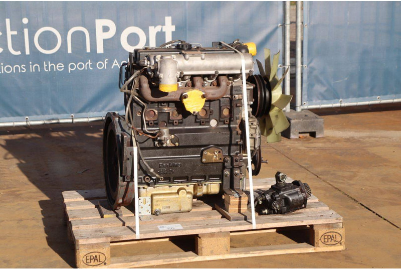 Perkins 1104D A4.2 - Maquinaria de construcción: foto 1 Perkins 1104D A4.2 - Maquinaria de construcción: foto 1