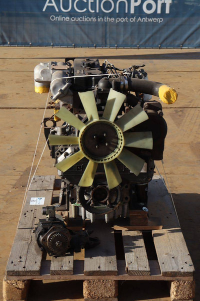 Perkins 1104D A4.2 - Maquinaria de construcción: foto 3 Perkins 1104D A4.2 - Maquinaria de construcción: foto 3