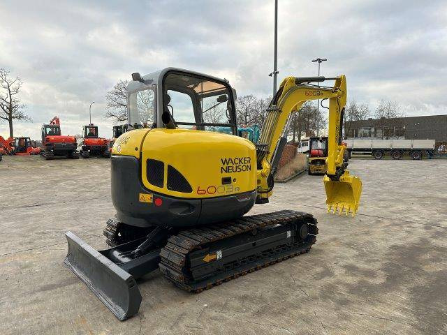 Neuson 6003 - Excavadora de cadenas: foto 4 Neuson 6003 - Excavadora de cadenas: foto 4