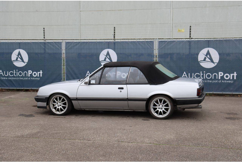 Opel ASCONA-C - Coche: foto 3 Opel ASCONA-C - Coche: foto 3
