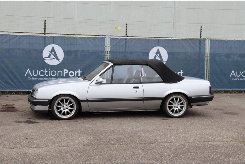 Opel ASCONA-C - Coche: foto 1 Opel ASCONA-C - Coche: foto 1