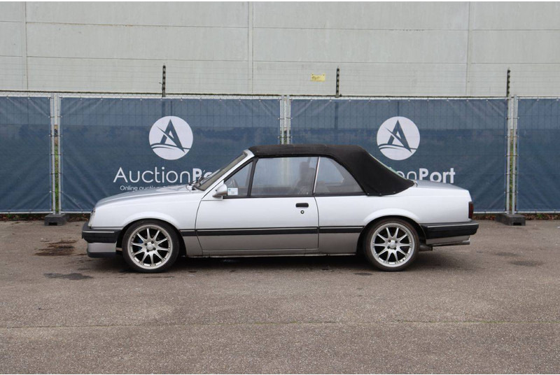 Opel ASCONA-C - Coche: foto 2 Opel ASCONA-C - Coche: foto 2