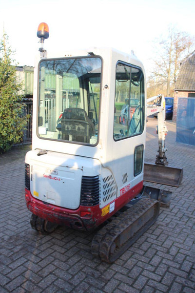 Takeuchi TB016 - Miniexcavadora: foto 5 Takeuchi TB016 - Miniexcavadora: foto 5