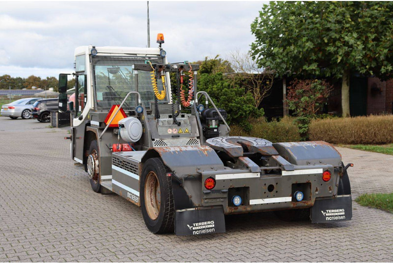 Terberg DT183 Mega - Tractor industrial: foto 5 Terberg DT183 Mega - Tractor industrial: foto 5