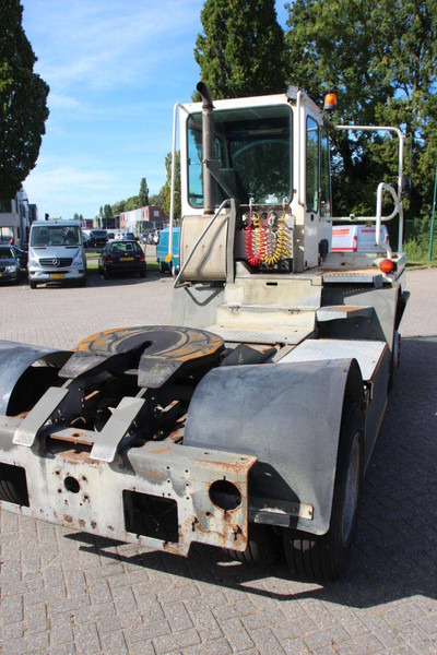 Terberg YT222 - Tractor industrial: foto 5 Terberg YT222 - Tractor industrial: foto 5