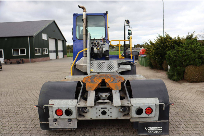Terberg YT223 - Tractor industrial: foto 5 Terberg YT223 - Tractor industrial: foto 5