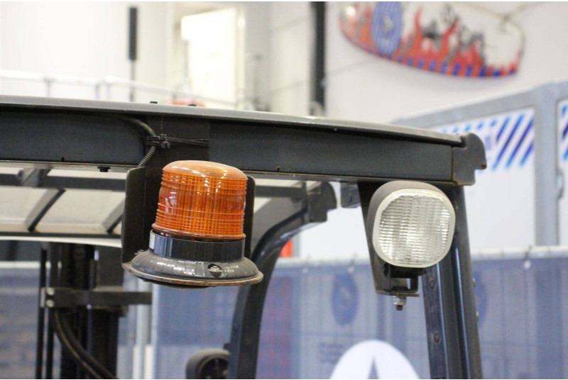 Carretilla elevadora eléctrica Toyota 8FBE15T: foto 17 Carretilla elevadora eléctrica Toyota 8FBE15T: foto 17