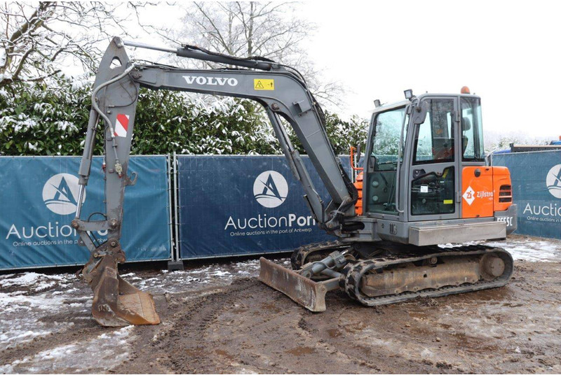 Volvo EC55C - Excavadora de cadenas: foto 1 Volvo EC55C - Excavadora de cadenas: foto 1