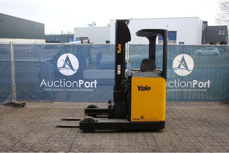 Yale MR16 - Retráctil: foto 2 Yale MR16 - Retráctil: foto 2