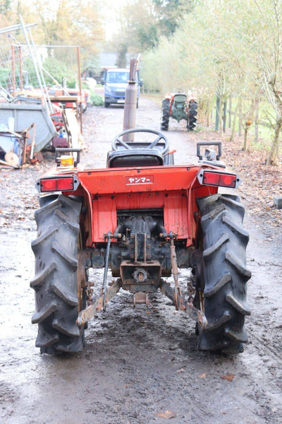 Yanmar F200 - Tractor: foto 5 Yanmar F200 - Tractor: foto 5