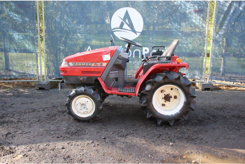 Yanmar KE-3 - Tractor: foto 2 Yanmar KE-3 - Tractor: foto 2