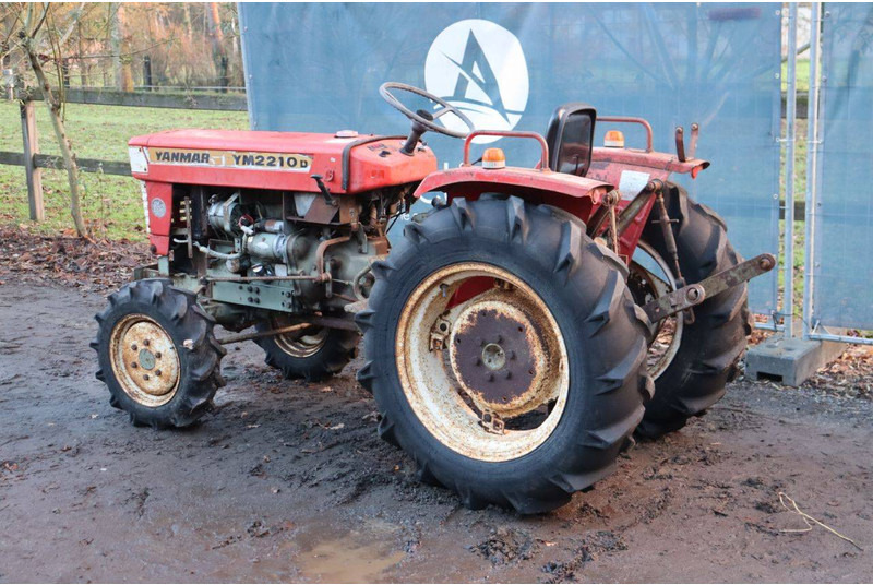 Yanmar YM2210d - Tractor: foto 3 Yanmar YM2210d - Tractor: foto 3