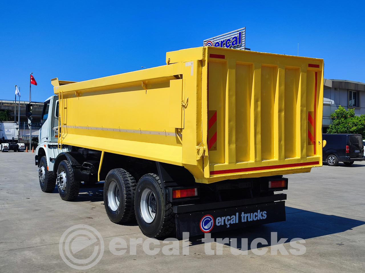 BMC 2009 PRO 935 8X4 - HARDOX TİPPER - Camión volquete: foto 4 BMC 2009 PRO 935 8X4 - HARDOX TİPPER - Camión volquete: foto 4
