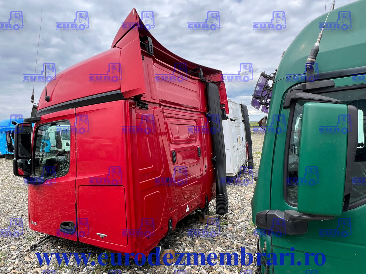 CABINA BIGSPACE MERCEDES ACTROS MP4 - Cabina para Camión: foto 5 CABINA BIGSPACE MERCEDES ACTROS MP4 - Cabina para Camión: foto 5