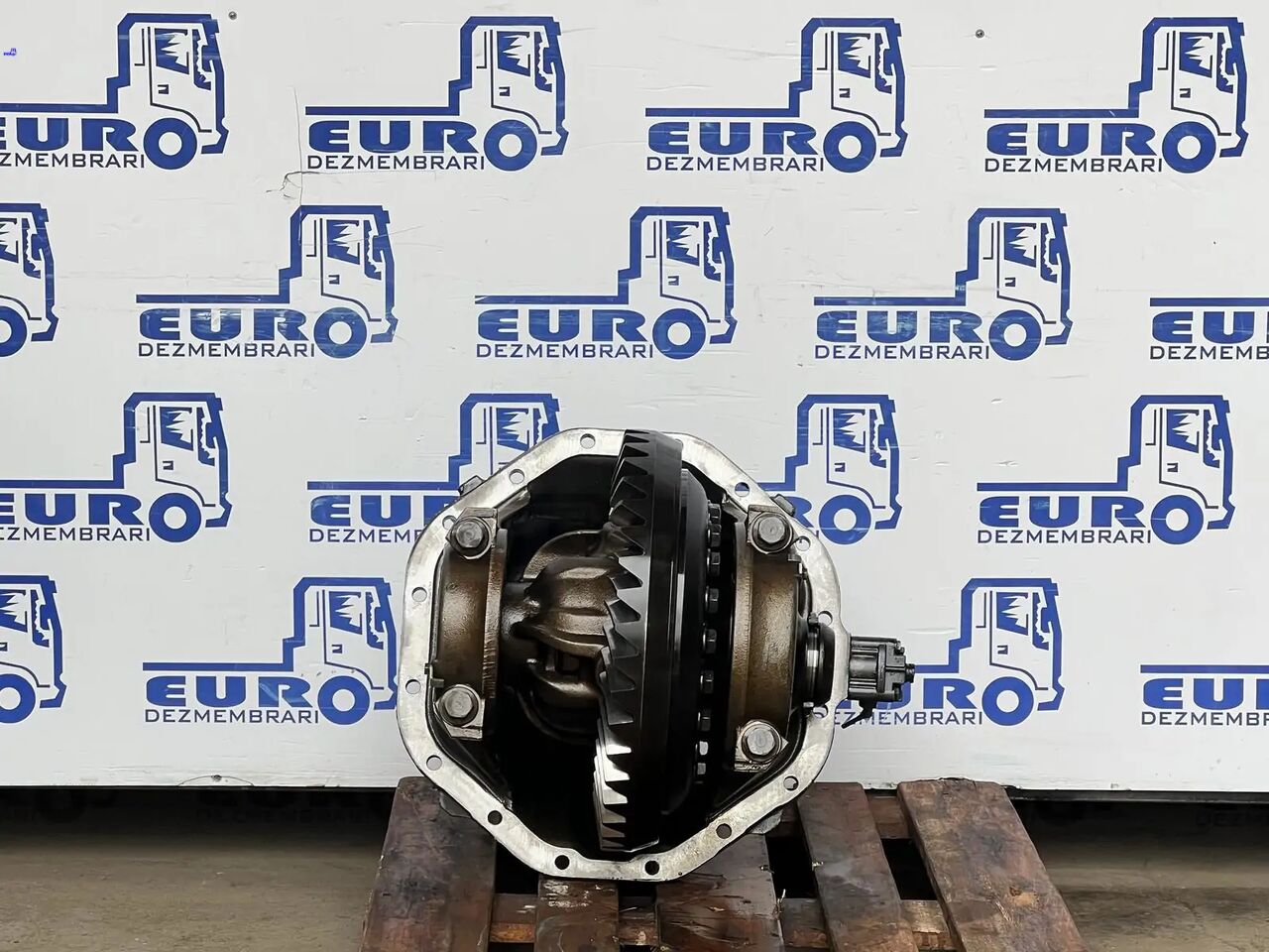 DIFERENTIAL MERCEDES HL8 R=41:8 R=5.125 - Diferencial para Camión: foto 2 DIFERENTIAL MERCEDES HL8 R=41:8 R=5.125 - Diferencial para Camión: foto 2