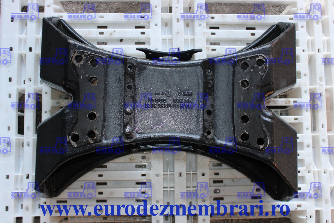 TRAVERSA INTERAXIALA MAN TGS TG3 81.41230.3021, 81.41230.0021 - Bastidor/ Chasis para Camión: foto 2 TRAVERSA INTERAXIALA MAN TGS TG3 81.41230.3021, 81.41230.0021 - Bastidor/ Chasis para Camión: foto 2