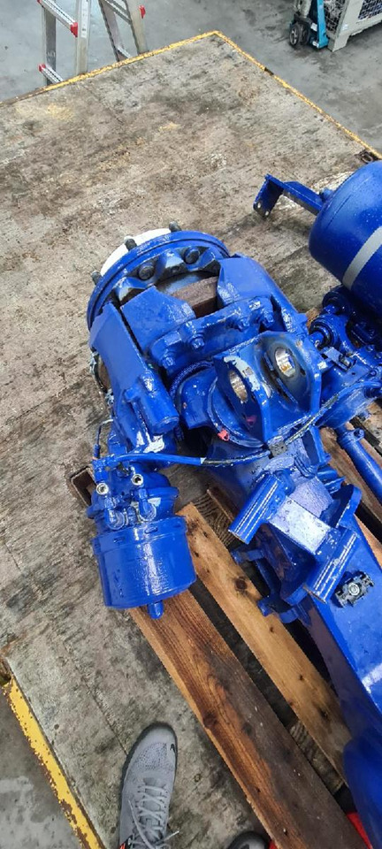 Liebherr Zubehör = LTM 1030-2.1 / diverse Teile und Komponenten - Recambio para Maquinaria de construcción: foto 5 Liebherr Zubehör = LTM 1030-2.1 / diverse Teile und Komponenten - Recambio para Maquinaria de construcción: foto 5